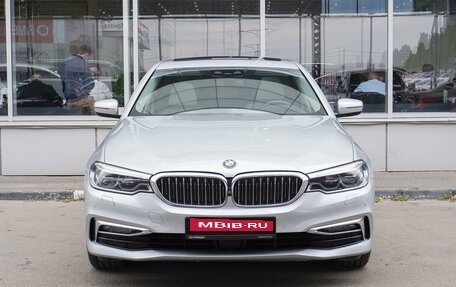 BMW 5 серия, 2018 год, 3 714 000 рублей, 3 фотография