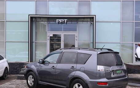 Mitsubishi Outlander III рестайлинг 3, 2012 год, 949 000 рублей, 4 фотография