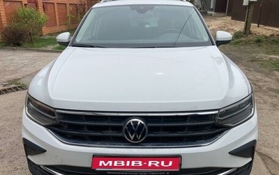 Volkswagen Tiguan II, 2021 год, 3 660 000 рублей, 1 фотография