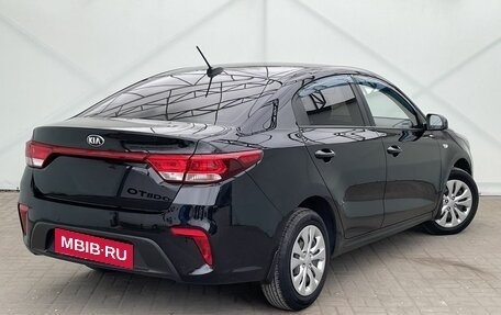 KIA Rio IV, 2017 год, 1 550 000 рублей, 4 фотография