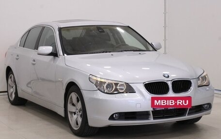 BMW 5 серия, 2005 год, 890 000 рублей, 2 фотография