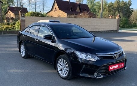 Toyota Camry, 2015 год, 2 800 000 рублей, 1 фотография