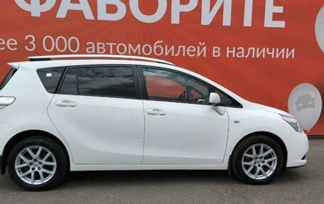 Toyota Verso I, 2012 год, 1 445 000 рублей, 4 фотография