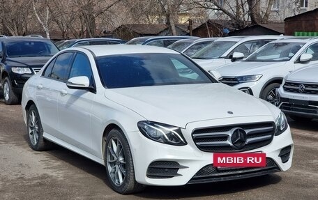 Mercedes-Benz E-Класс, 2019 год, 3 699 000 рублей, 5 фотография