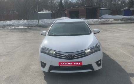 Toyota Corolla, 2014 год, 2 фотография