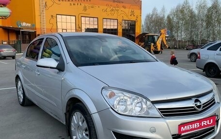 Opel Astra H, 2012 год, 560 000 рублей, 3 фотография