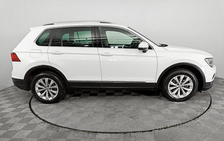 Volkswagen Tiguan II, 2017 год, 2 890 000 рублей, 4 фотография