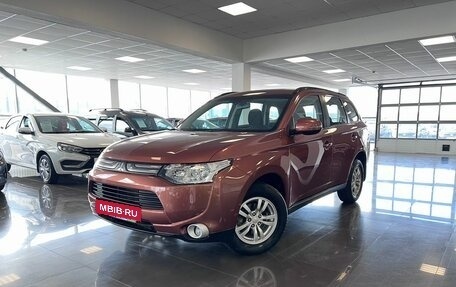 Mitsubishi Outlander III рестайлинг 3, 2012 год, 1 895 000 рублей, 1 фотография