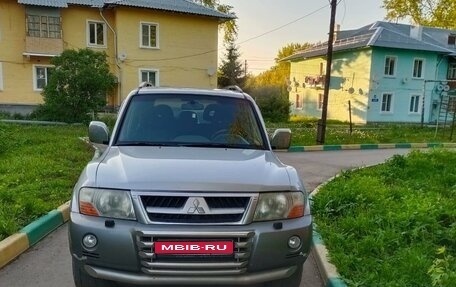 Mitsubishi Pajero III рестайлинг, 2004 год, 900 000 рублей, 1 фотография