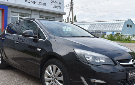 Opel Astra J, 2014 год, 1 030 000 рублей, 3 фотография