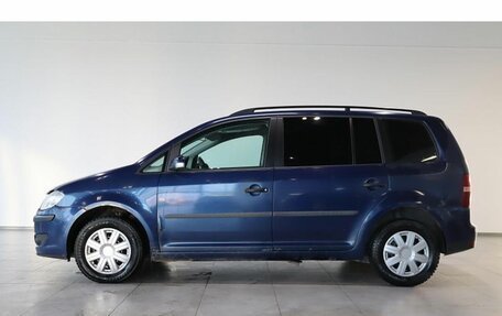 Volkswagen Touran III, 2007 год, 649 000 рублей, 2 фотография