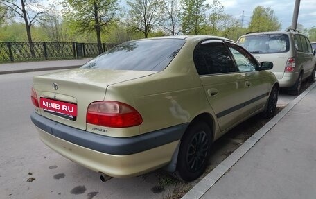 Toyota Avensis III рестайлинг, 2001 год, 400 000 рублей, 3 фотография