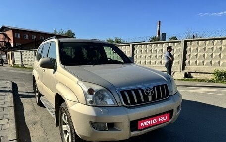 Toyota Land Cruiser Prado 120 рестайлинг, 2005 год, 1 750 000 рублей, 1 фотография