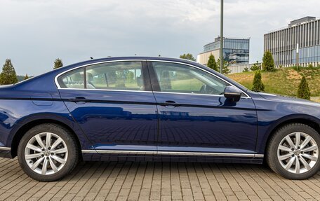 Volkswagen Passat B8 рестайлинг, 2019 год, 2 550 000 рублей, 2 фотография