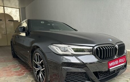 BMW 5 серия, 2020 год, 6 850 000 рублей, 3 фотография