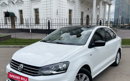 Volkswagen Polo VI (EU Market), 2017 год, 1 429 000 рублей, 2 фотография