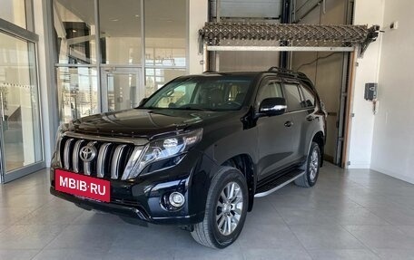 Toyota Land Cruiser Prado 150 рестайлинг 2, 2017 год, 4 550 000 рублей, 3 фотография