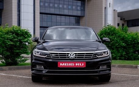 Volkswagen Passat B8 рестайлинг, 2018 год, 2 450 000 рублей, 2 фотография