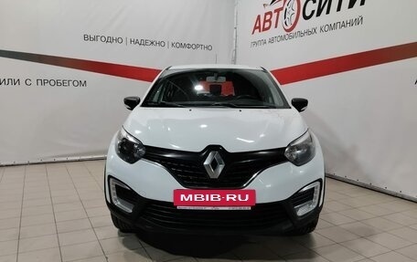 Renault Kaptur I рестайлинг, 2018 год, 1 030 000 рублей, 2 фотография