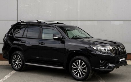 Toyota Land Cruiser Prado 150 рестайлинг 2, 2022 год, 9 579 000 рублей, 1 фотография