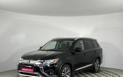 Mitsubishi Outlander III рестайлинг 3, 2020 год, 2 500 000 рублей, 1 фотография