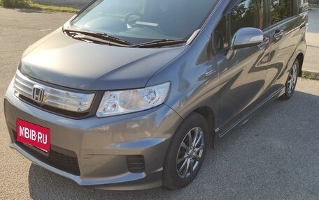 Honda Freed I, 2012 год, 2 фотография