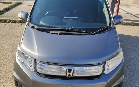 Honda Freed I, 2012 год, 3 фотография