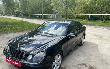 Mercedes-Benz E-Класс, 2003 год, 780 000 рублей, 2 фотография