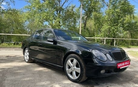 Mercedes-Benz E-Класс, 2003 год, 780 000 рублей, 3 фотография