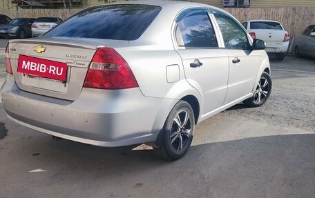 Chevrolet Aveo III, 2010 год, 610 000 рублей, 3 фотография