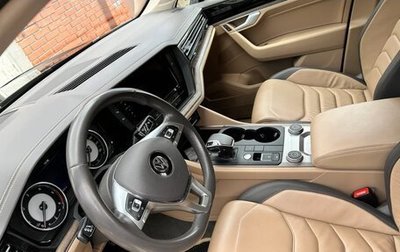 Volkswagen Touareg III, 2018 год, 6 500 000 рублей, 1 фотография