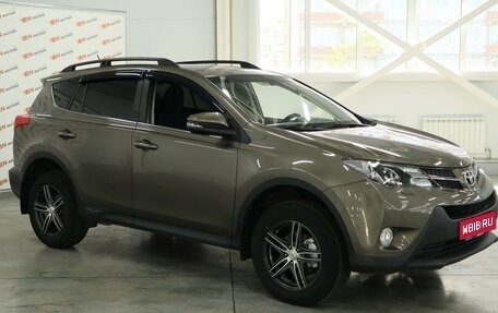 Toyota RAV4, 2015 год, 2 300 000 рублей, 1 фотография