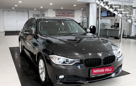 BMW 3 серия, 2013 год, 1 575 000 рублей, 3 фотография