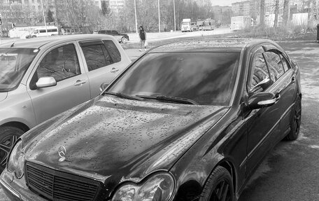 Mercedes-Benz C-Класс, 2005 год, 760 000 рублей, 1 фотография