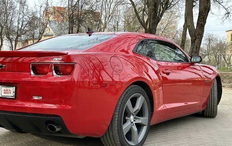 Chevrolet Camaro IV, 2011 год, 2 050 000 рублей, 3 фотография