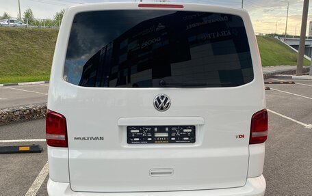 Volkswagen Multivan T5, 2011 год, 2 277 000 рублей, 6 фотография