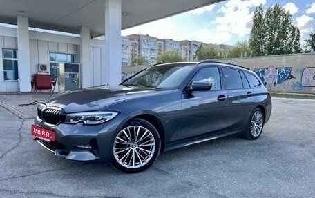 BMW 3 серия, 2019 год, 3 020 000 рублей, 4 фотография