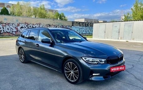 BMW 3 серия, 2019 год, 3 020 000 рублей, 2 фотография