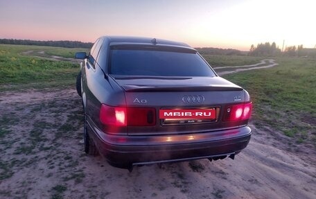 Audi A8, 1994 год, 1 000 000 рублей, 5 фотография