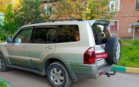 Mitsubishi Pajero III рестайлинг, 2004 год, 900 000 рублей, 2 фотография