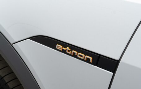 Audi e-tron I, 2019 год, 5 824 000 рублей, 7 фотография