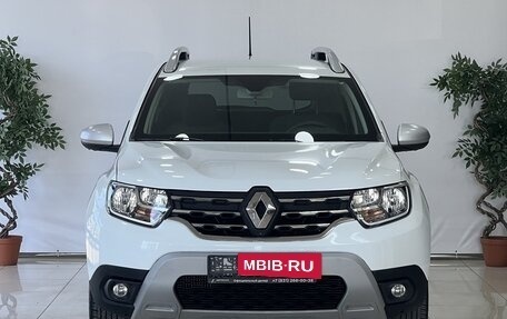 Renault Duster, 2022 год, 2 400 000 рублей, 2 фотография