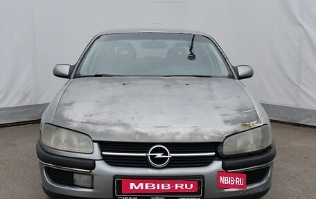 Opel Omega B, 1995 год, 139 000 рублей, 2 фотография