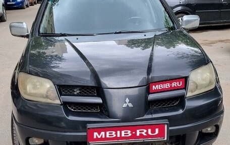 Mitsubishi Outlander III рестайлинг 3, 2003 год, 650 000 рублей, 1 фотография