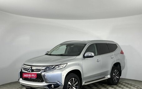 Mitsubishi Pajero Sport III рестайлинг, 2017 год, 2 850 000 рублей, 1 фотография