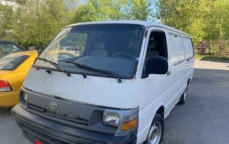 Toyota HiAce H100, 1997 год, 145 000 рублей, 1 фотография