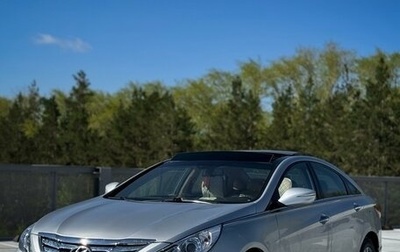 Hyundai Sonata VI, 2011 год, 920 000 рублей, 1 фотография