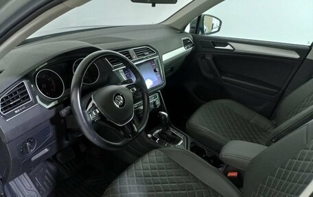 Volkswagen Tiguan II, 2020 год, 3 230 000 рублей, 9 фотография