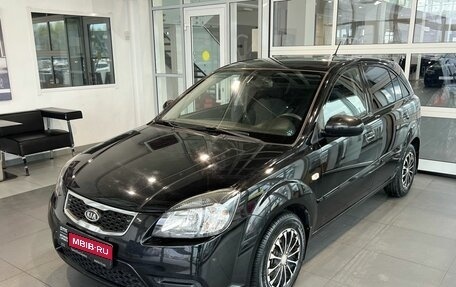 KIA Rio II, 2011 год, 813 000 рублей, 1 фотография