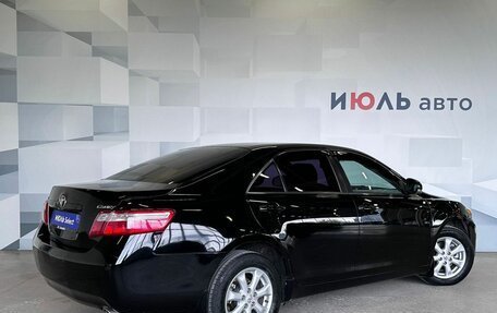 Toyota Camry, 2011 год, 7 фотография